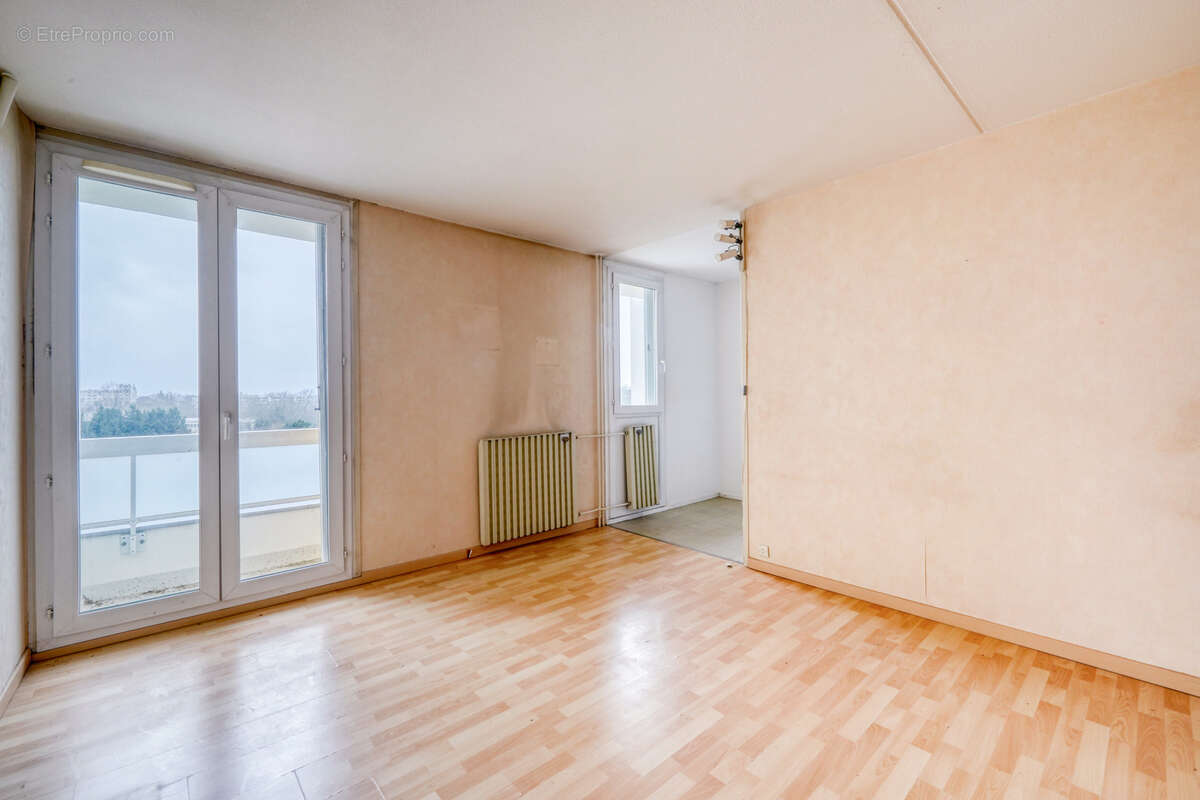 Studio de 30m2 avec place de stationnement - photo 2