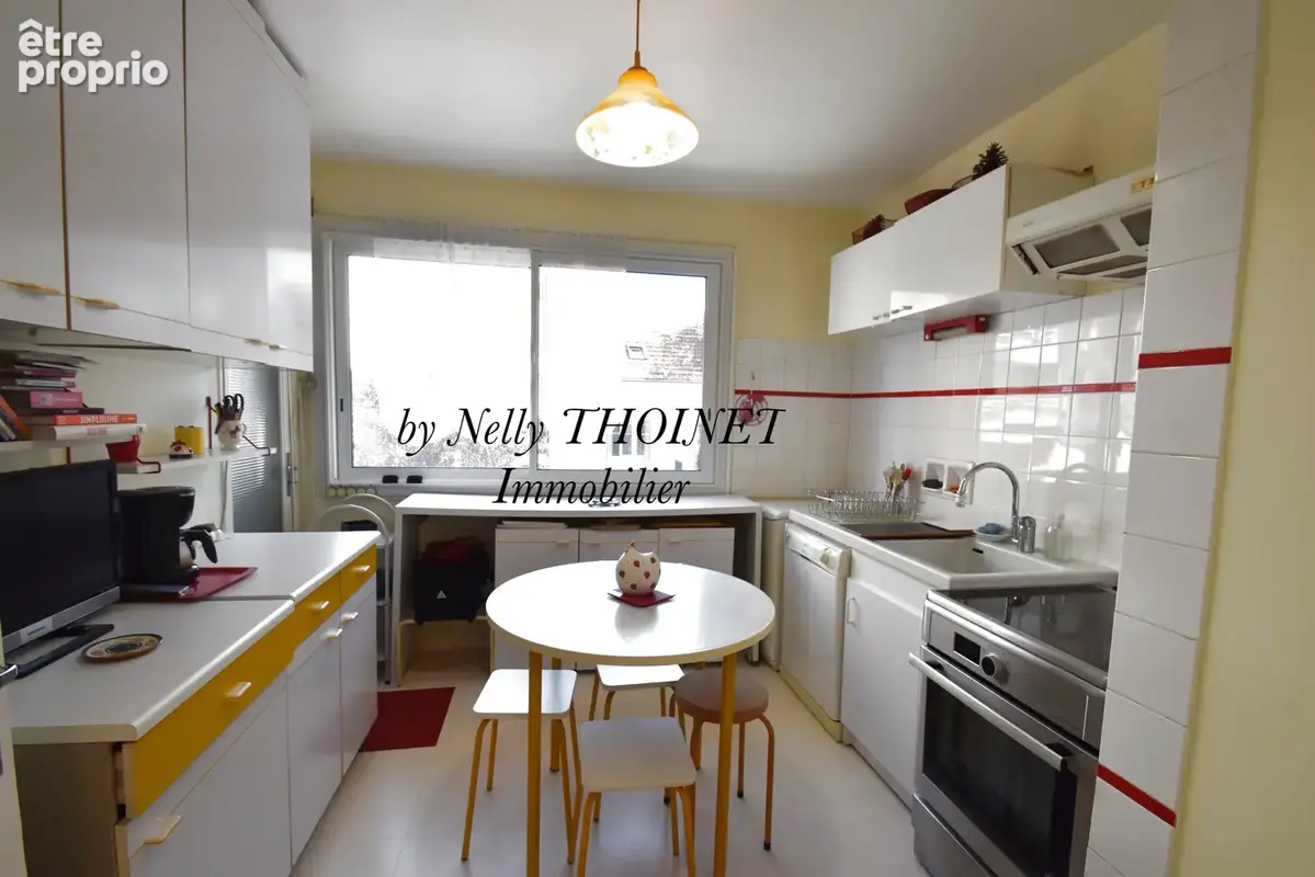 Dépt.63, CLERMONT-FERRAND, quartier Vallières, BEL APPARTEMENT, 1er étage, T4, 86 m2, cave, 2 stationnements - photo 6
