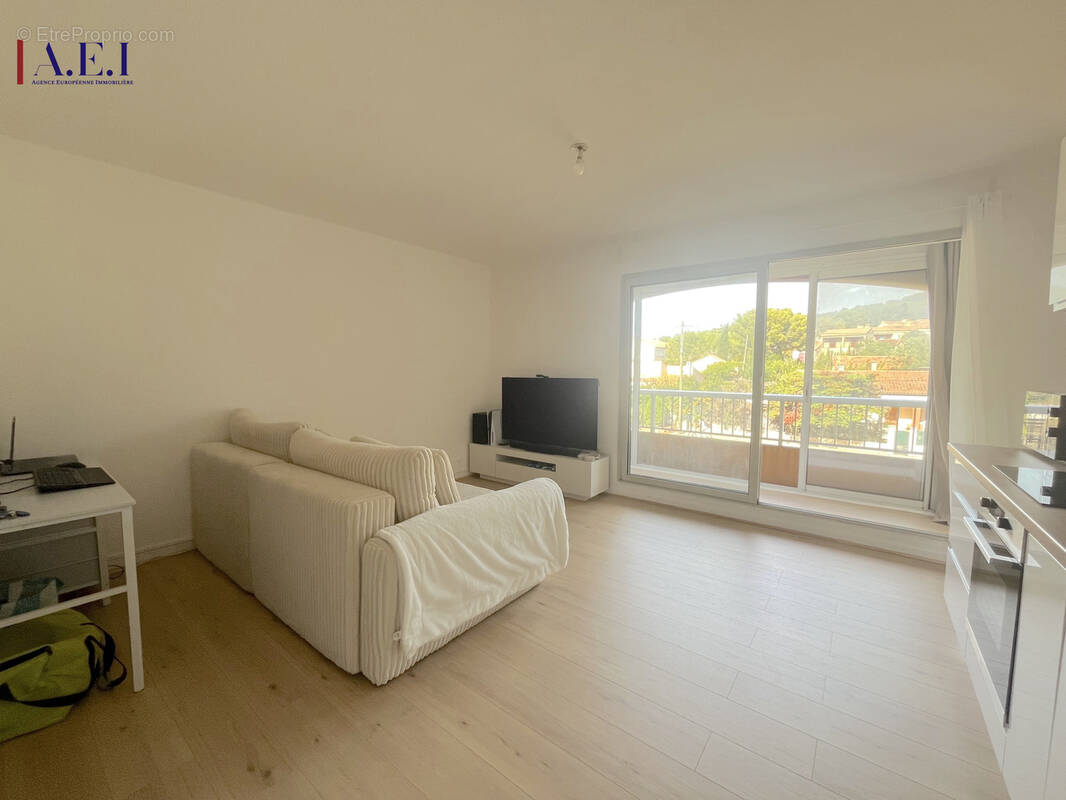 Appartement à SAINT-MANDRIER-SUR-MER