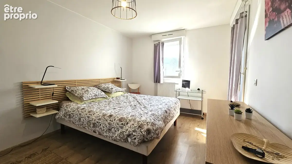 Appartement Chambery 2 pièce(s) 45m² - terrasse - garage fermé - photo 5