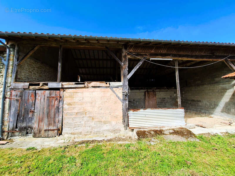 Corps de ferme à aménager avec dépendances et plus de 7 000 m² de terrain  Plaisance-du-Gers - photo 30