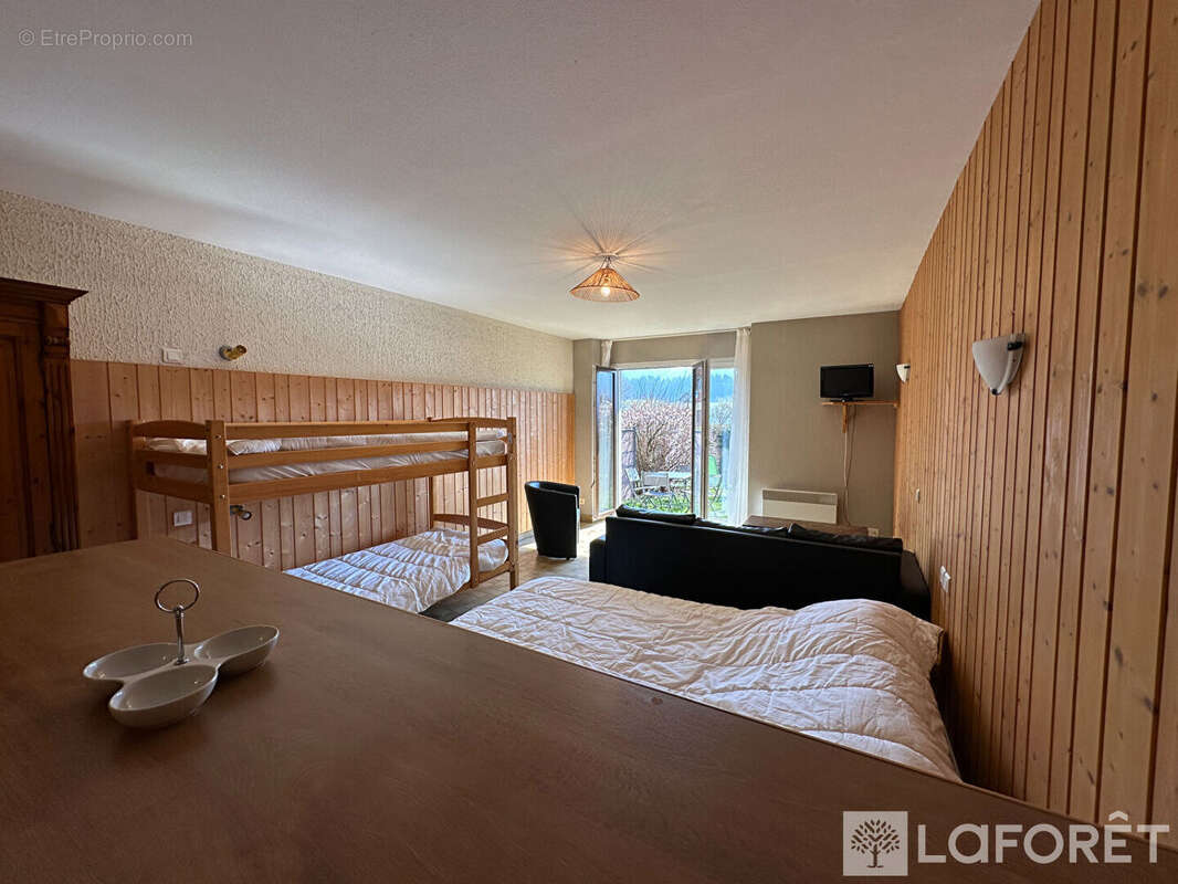 Appartement à SAINT-POINT-LAC