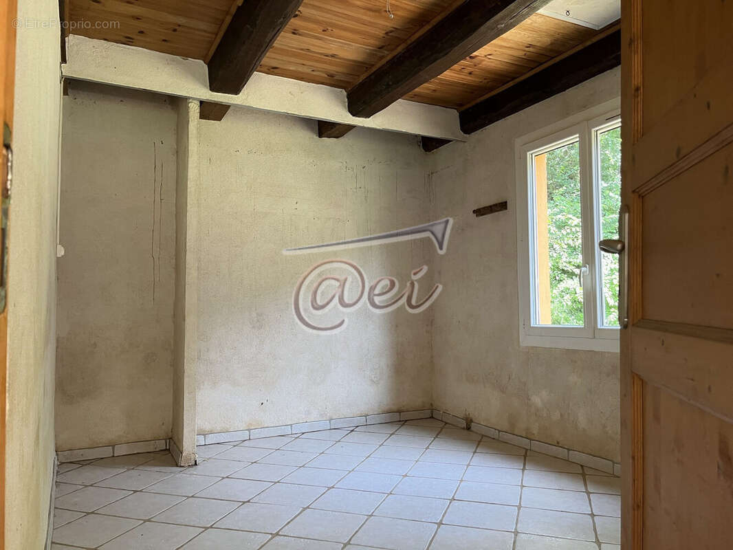Maison à BRAS