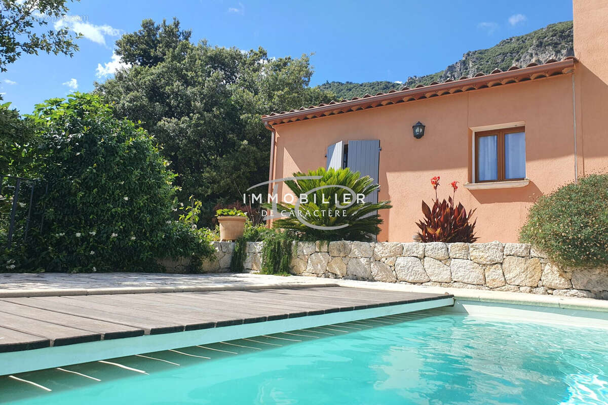Maison 170 m² à Tourrettes-Sur-Loup  - photo 6