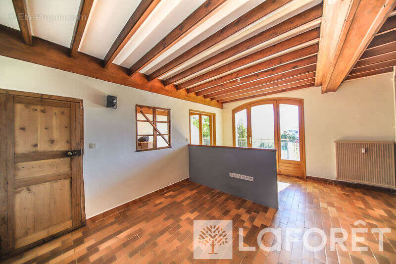 Appartement à PRUNIERES