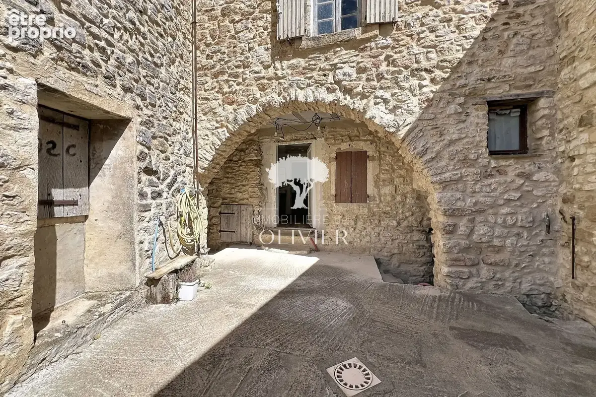 Maison 6 pièces 95 m² à vendre à Caseneuve (84750) - photo 2