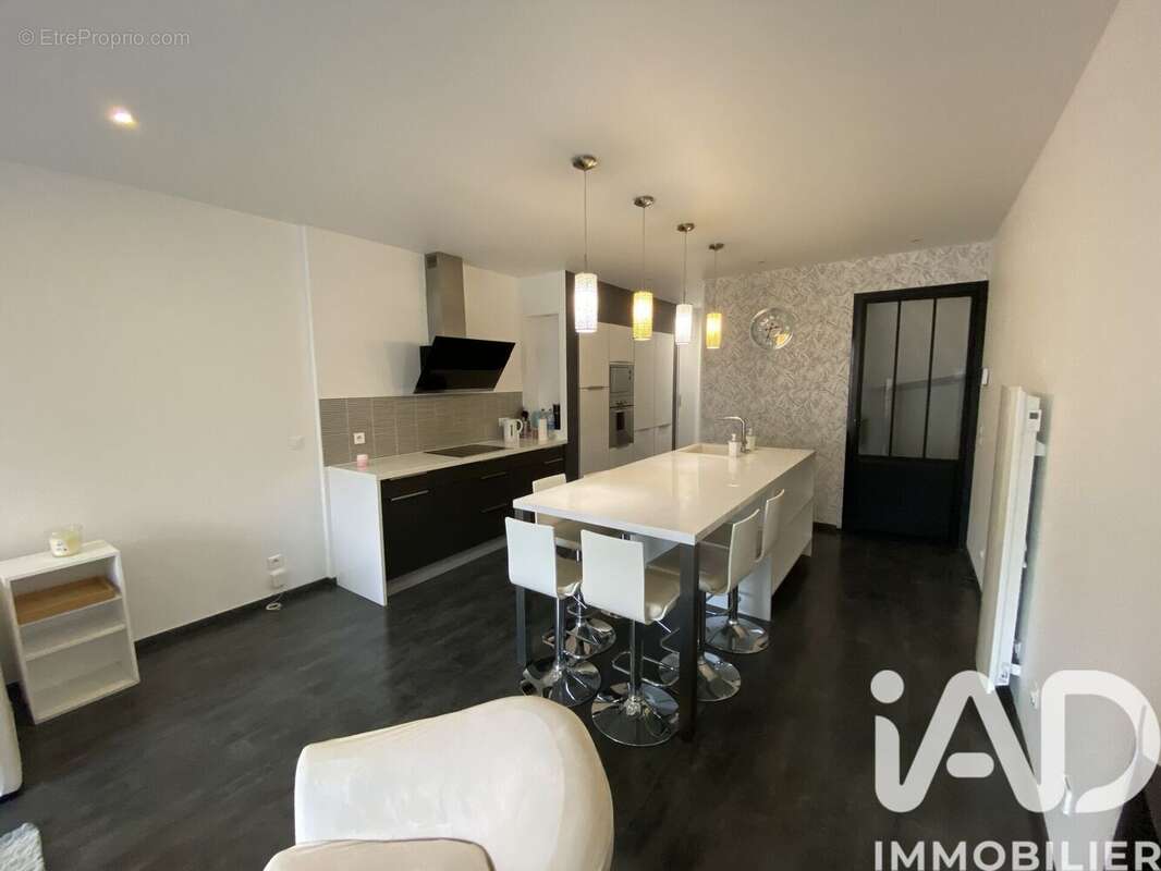 Photo 2 - Maison à REIMS