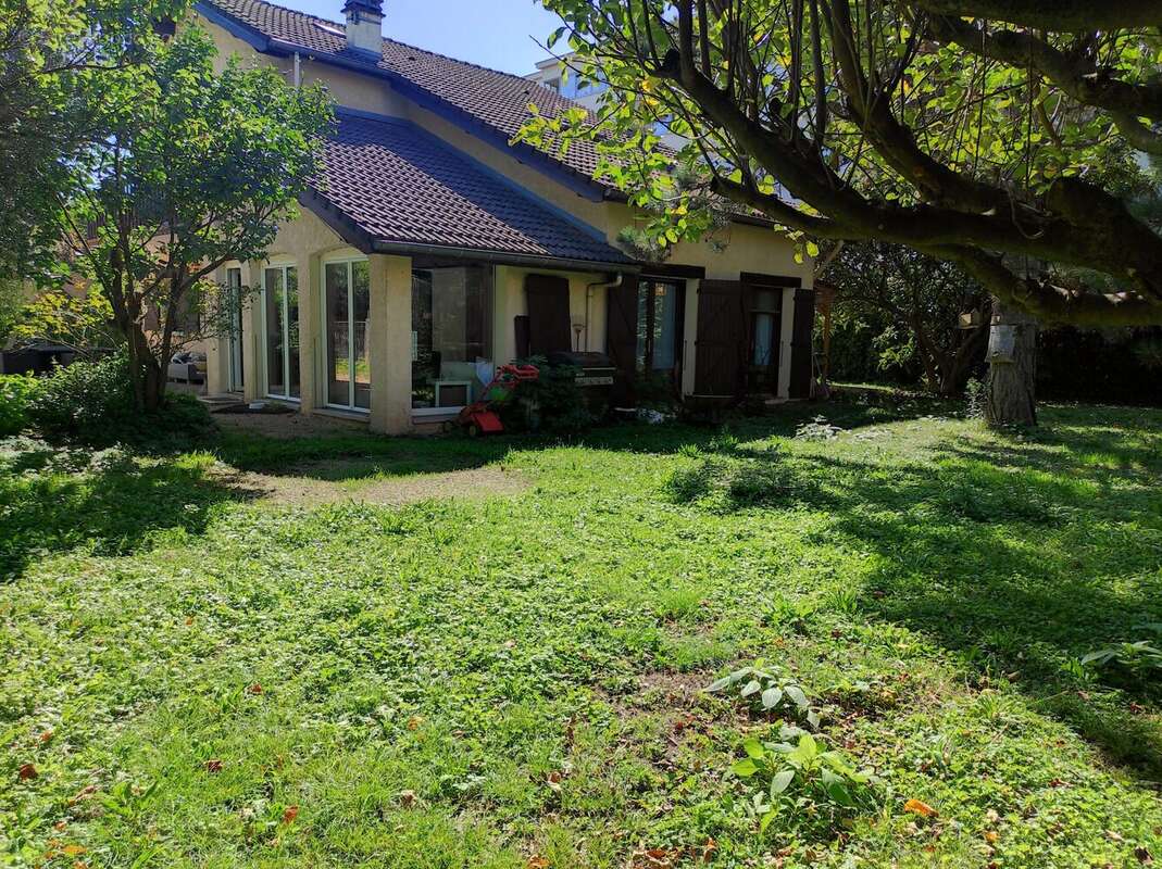 Maison à SAINT-MARTIN-D&#039;HERES