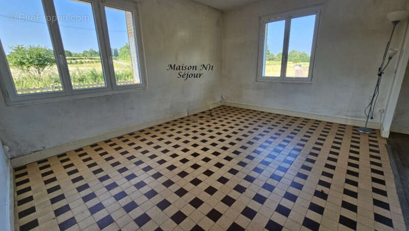 Ensemble immobilier de rapport – 3 logements et 2 hangars sur plus de 5 000 m²LA PELLERINE (49) - photo 9