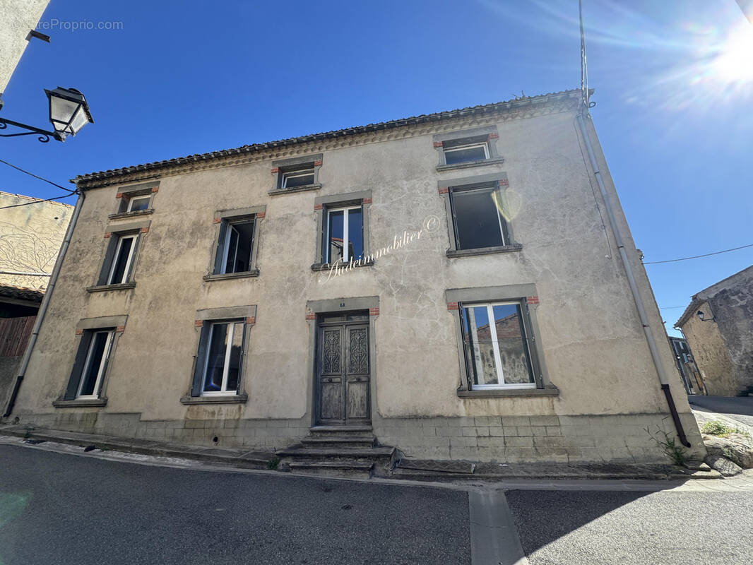 Appartement à MALVIES