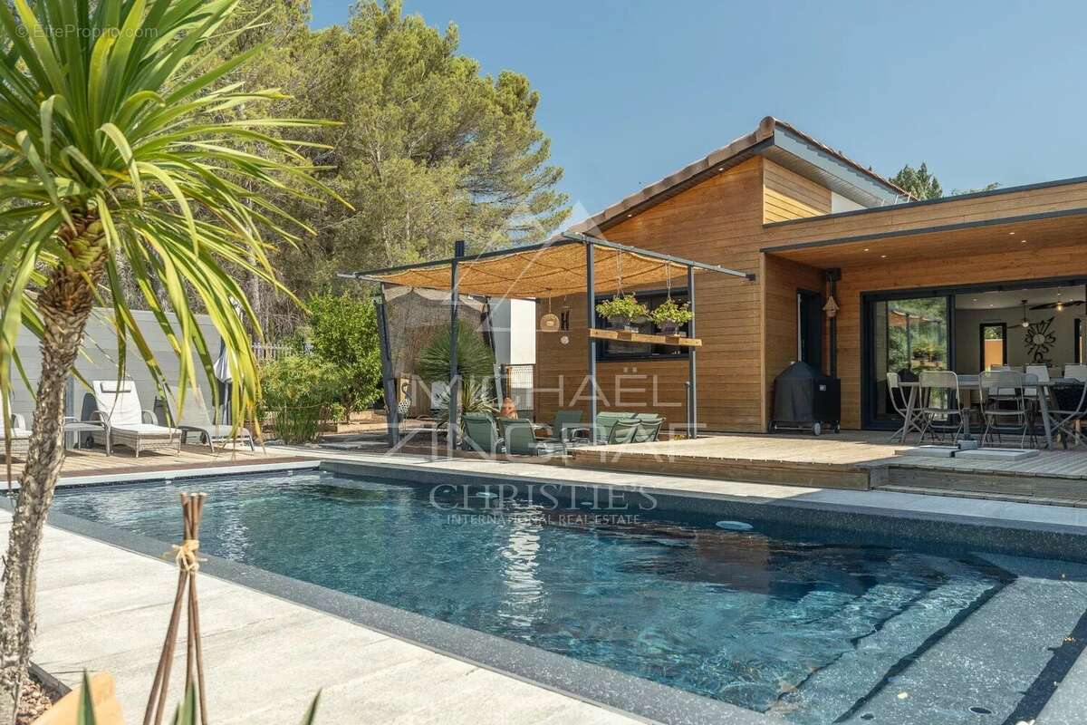 Maison à LOURMARIN
