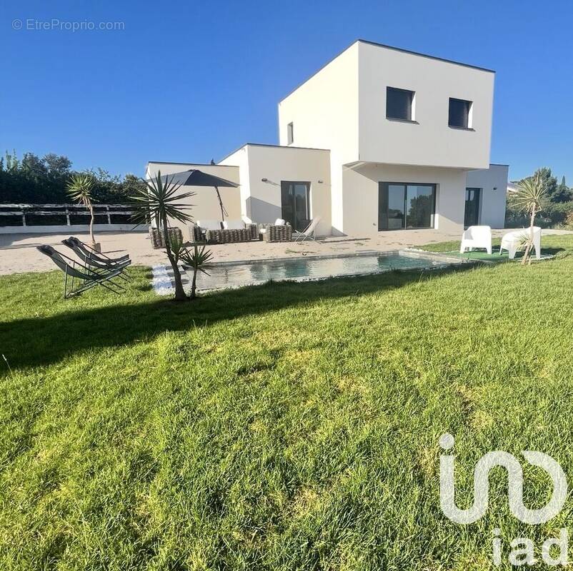 Photo 1 - Maison à SAINT-GILLES