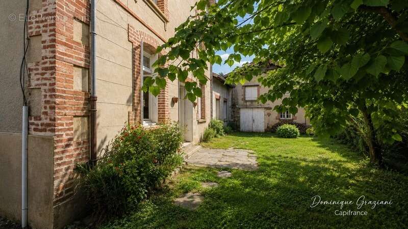 Appartement à AUREC-SUR-LOIRE
