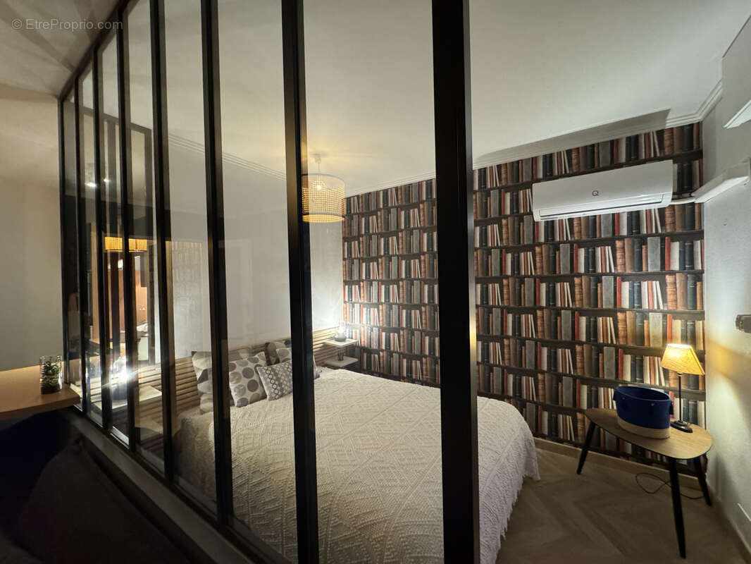 Appartement à SIX-FOURS-LES-PLAGES