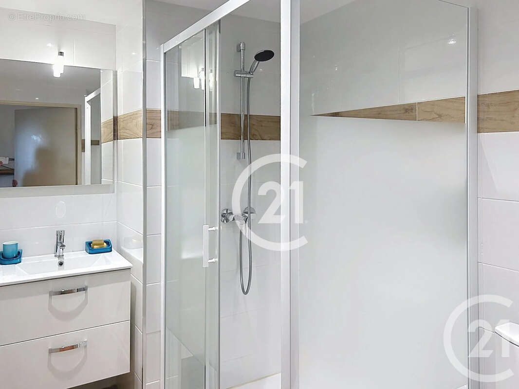 Appartement 29 m² à Saint-Cyprien  - photo 9