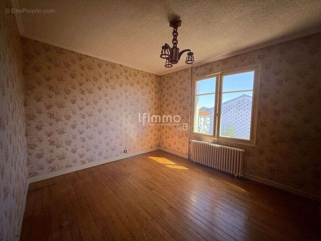 Maison à VILLENAVE-D'ORNON