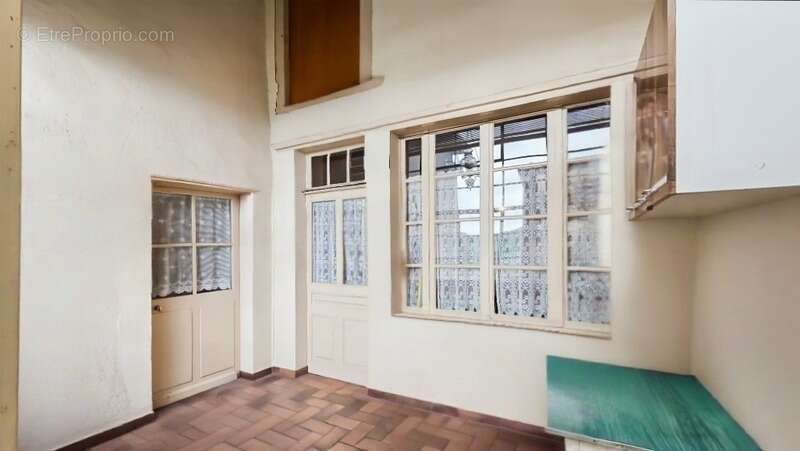 Belle maison de caractère  -   AIGUEPERSE (69) - photo 8