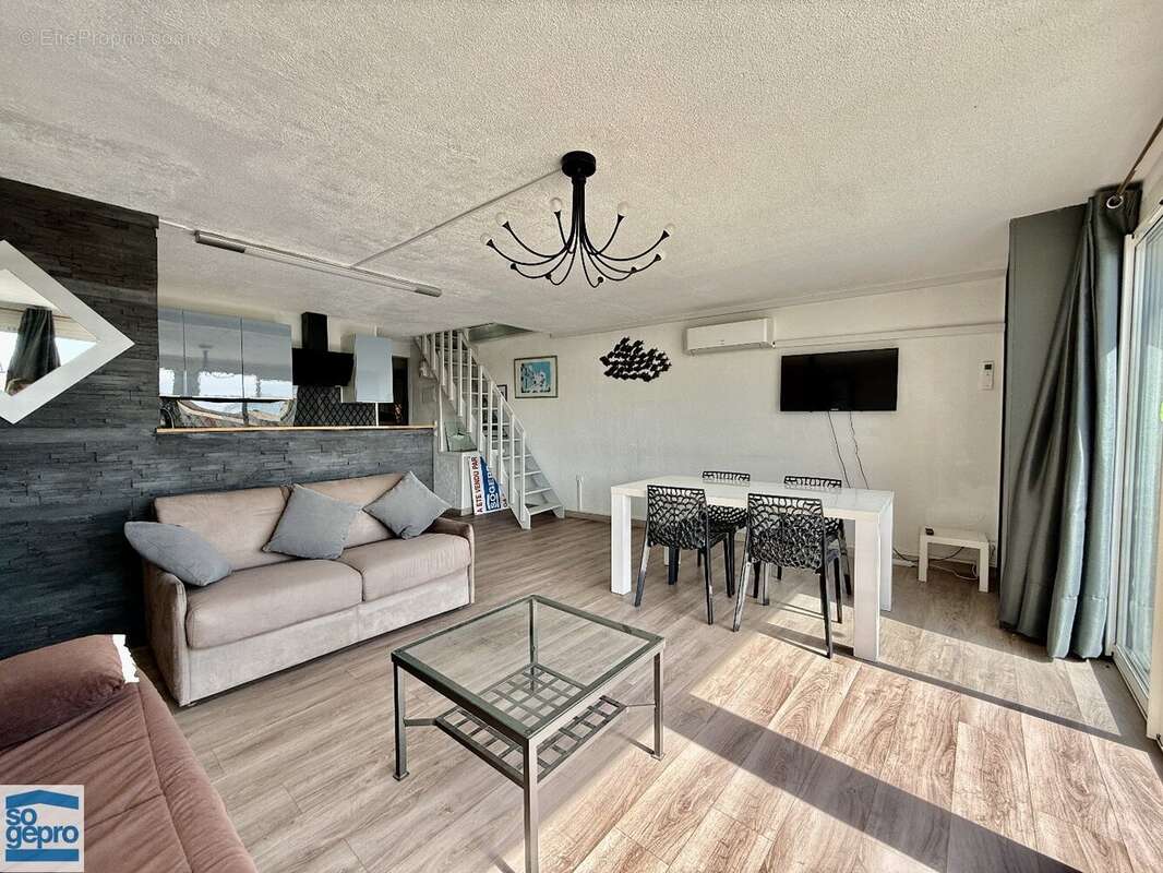 Réf 2118 : Vente 3 Pièces en duplex, à deux pas de la plage du Môle ! - photo 2