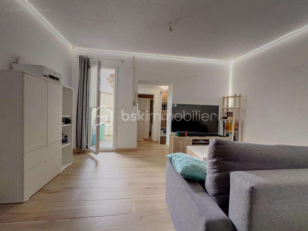 Apt centre – t1 rénové 30 m² – 65 000 € – investissement / 1er achat - photo 3