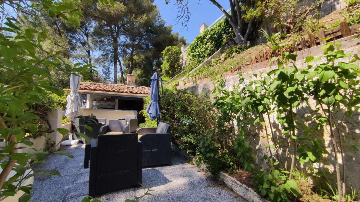 Maison à BORMES-LES-MIMOSAS