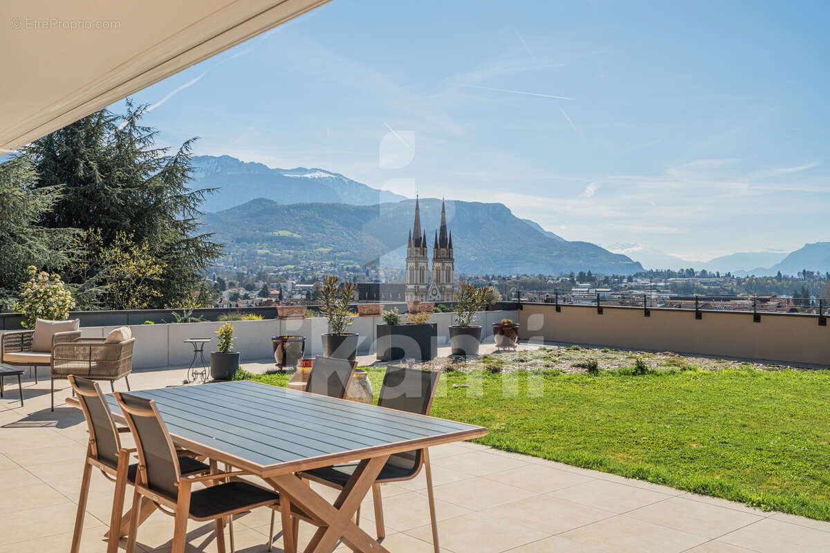 Appartement à VOIRON