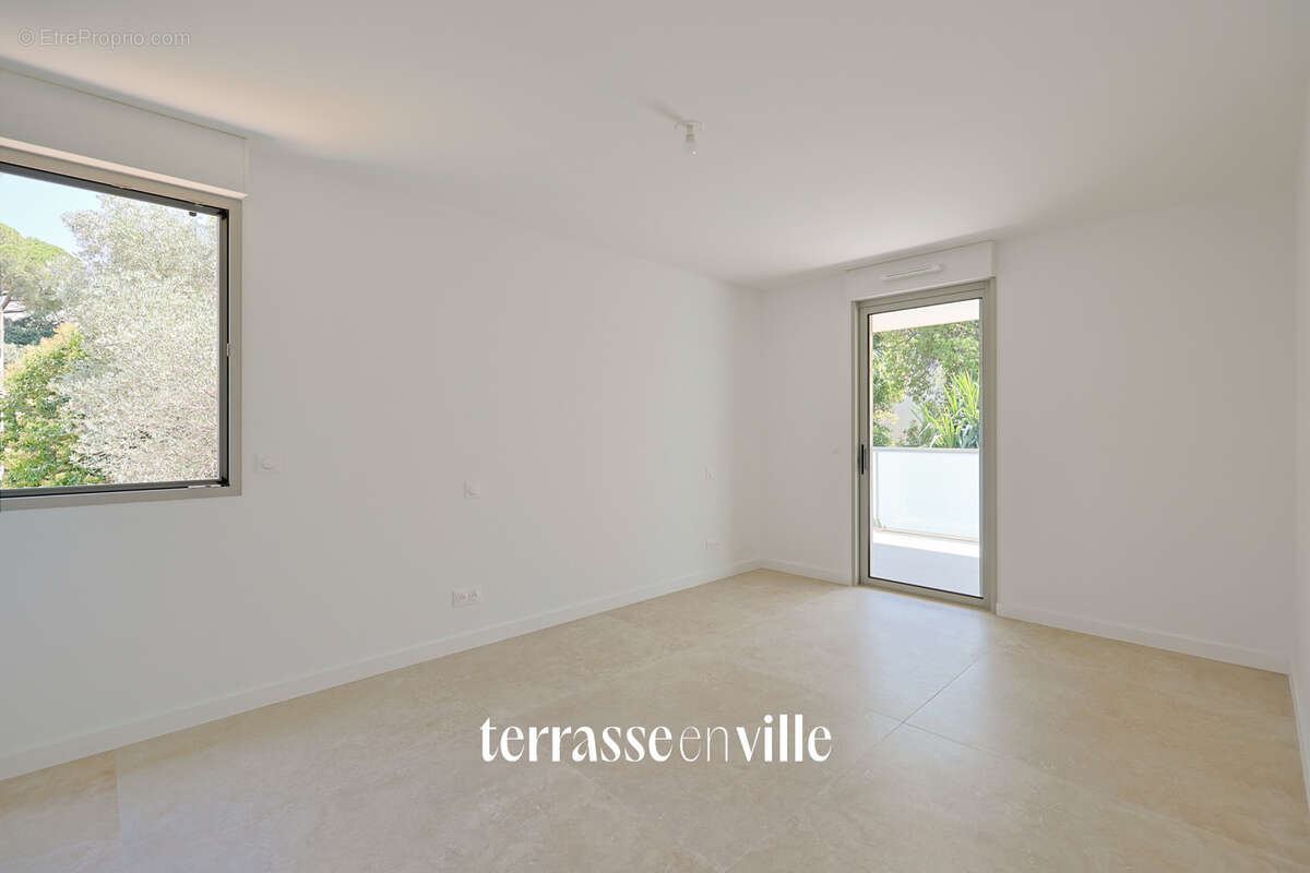 Petit bois - 3 mns de la mer a pieds - appartement neuf t4  - garage + 2 stationnements exterieur - photo 6