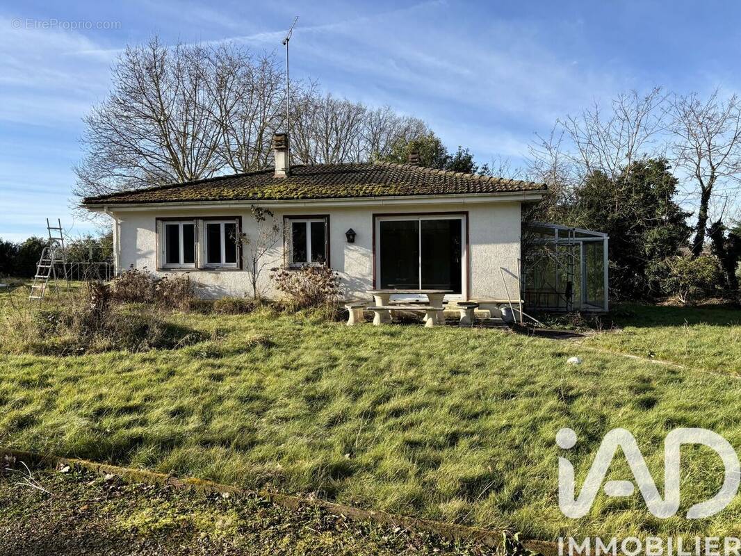 Photo 1 - Maison à CHEROY