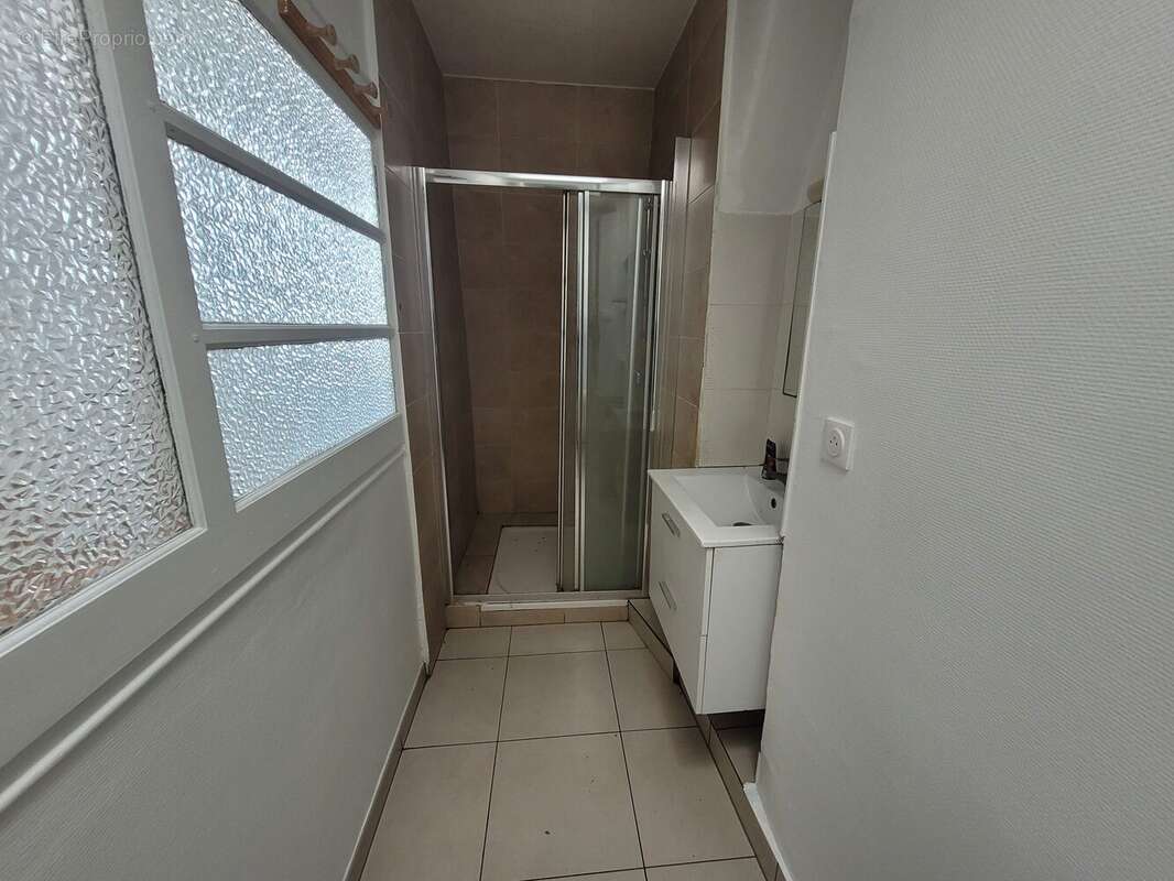 Appartement 58 m² à Le Bourget  - photo 7