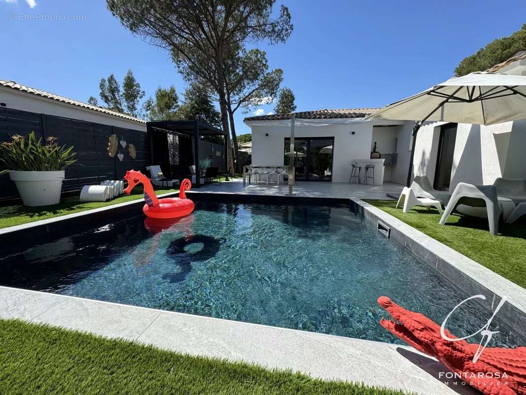 Maison à PUGET-SUR-ARGENS