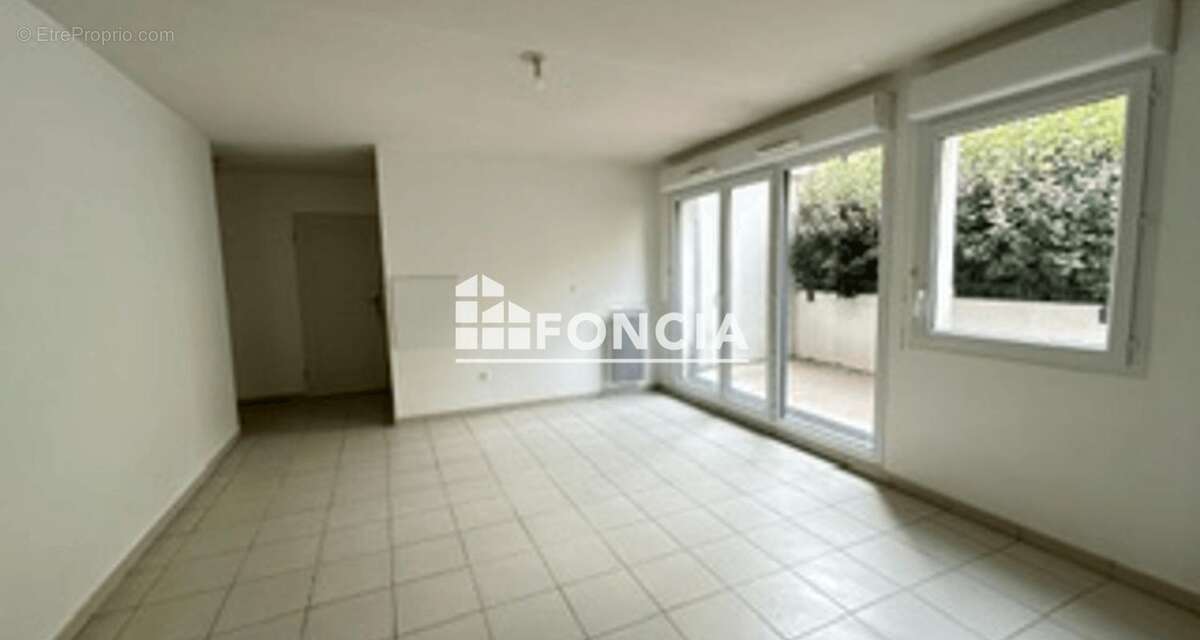 Toulouse - quartier saint cyprien - t3 + parking - vendu libre - - photo 3