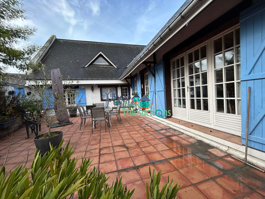 Maison à LILLEBONNE