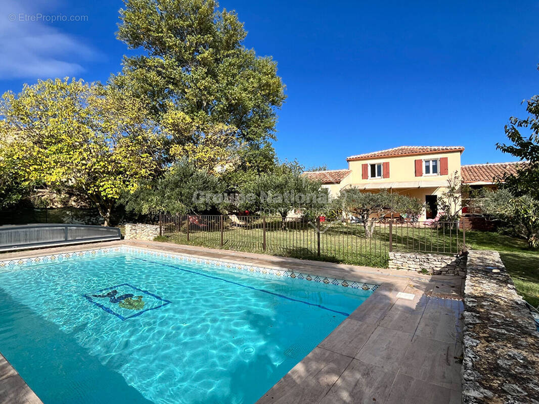 Maison à ROCHEFORT-DU-GARD