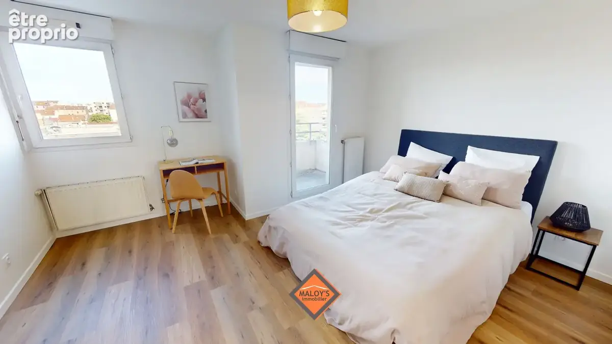 RARE   140 m2 SANS travaux à prévoir, Grand séjour lumineux, 5 CHAMBRES, 3 BALCONS ET VUE DÉGAGÉE au Calme! - photo 8