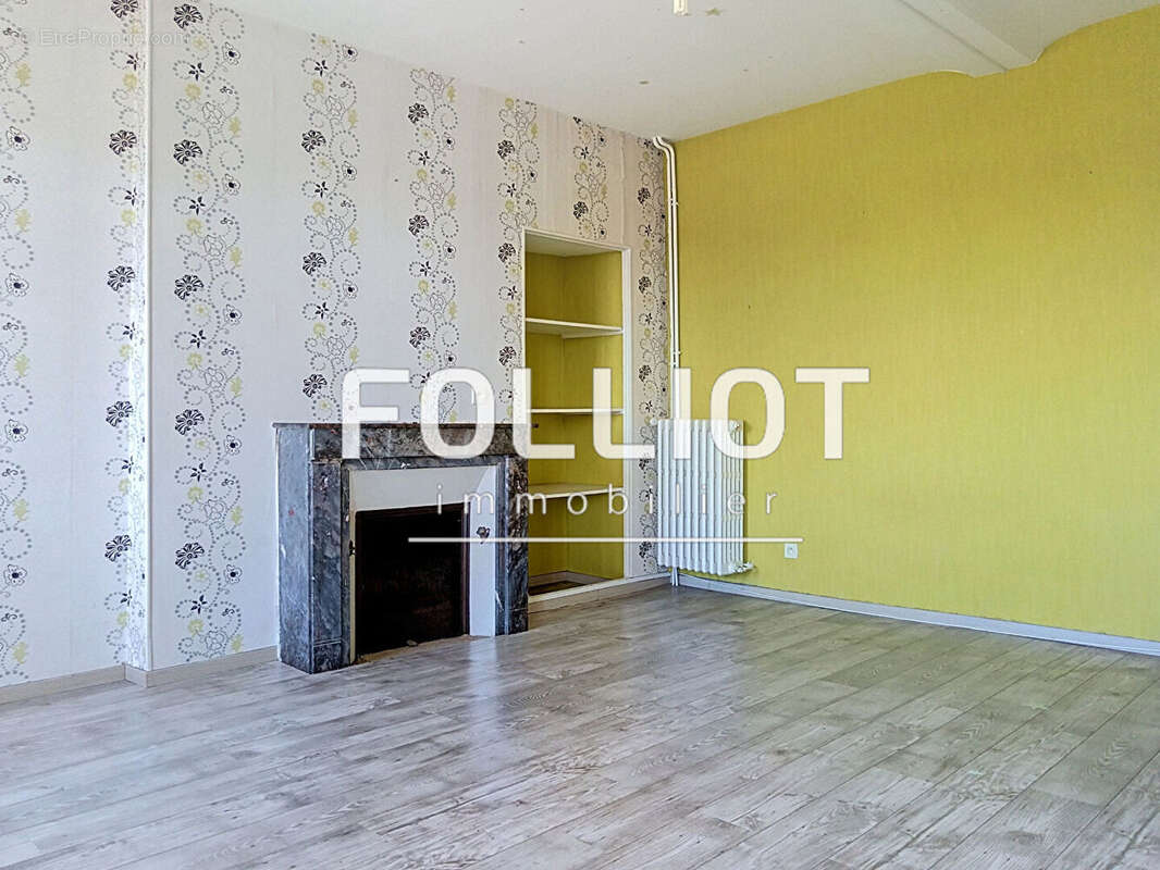 A VENDRE Maison Saint-Lô                                                                             9 pièce(s) 230 m2 - photo 12