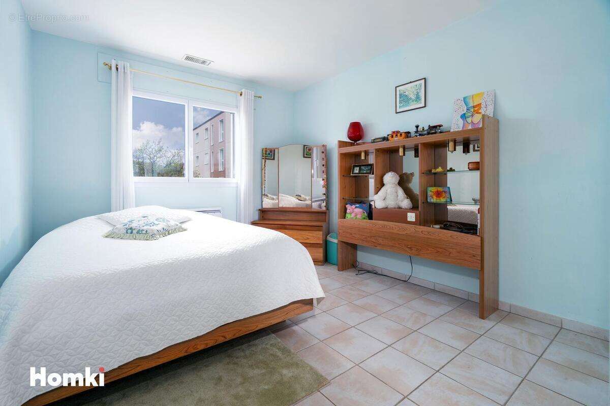 Maison à SAINT-THIBERY