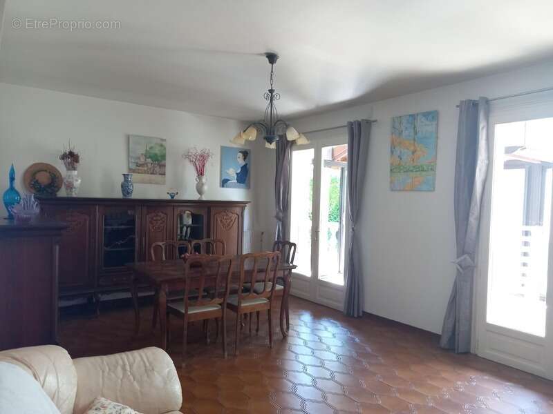 Maison à vendre 7 pièces VILLEFRANCHE DE ROUERGUE (12) - photo 10