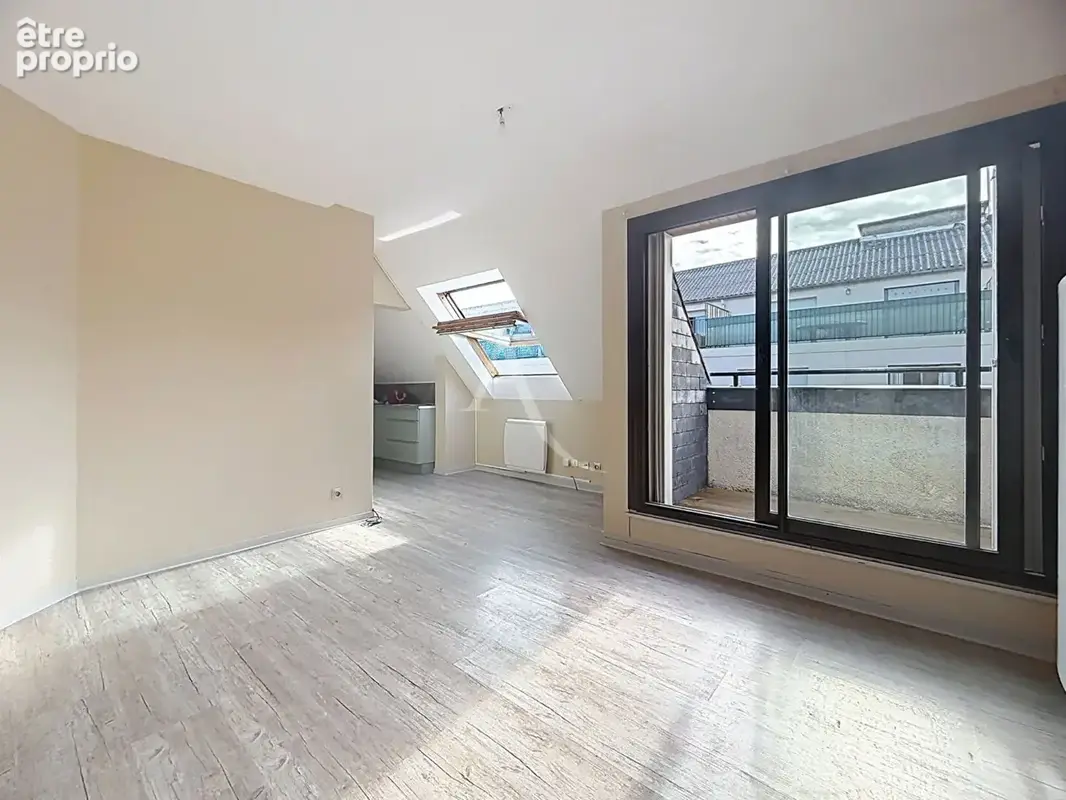 Centre ville appartement Pau 1 chambre , balcon et parking - photo 5