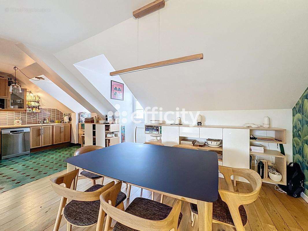 Appartement à COLOMBES