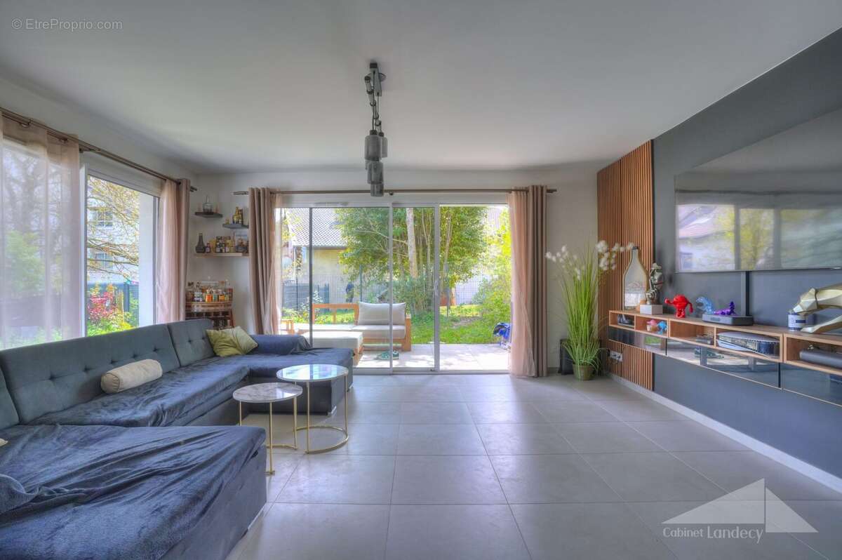 Appartement à DIVONNE-LES-BAINS