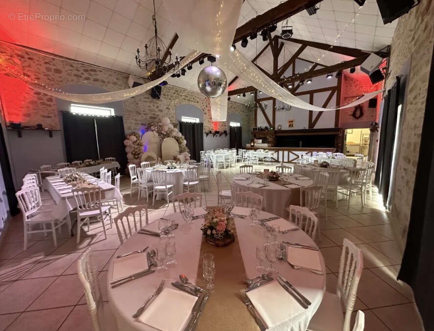 Commerce à LE CHATELET-EN-BRIE