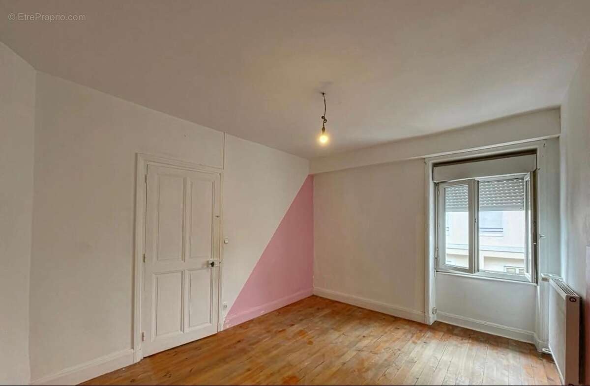 Maison à PONT-DE-CHERUY