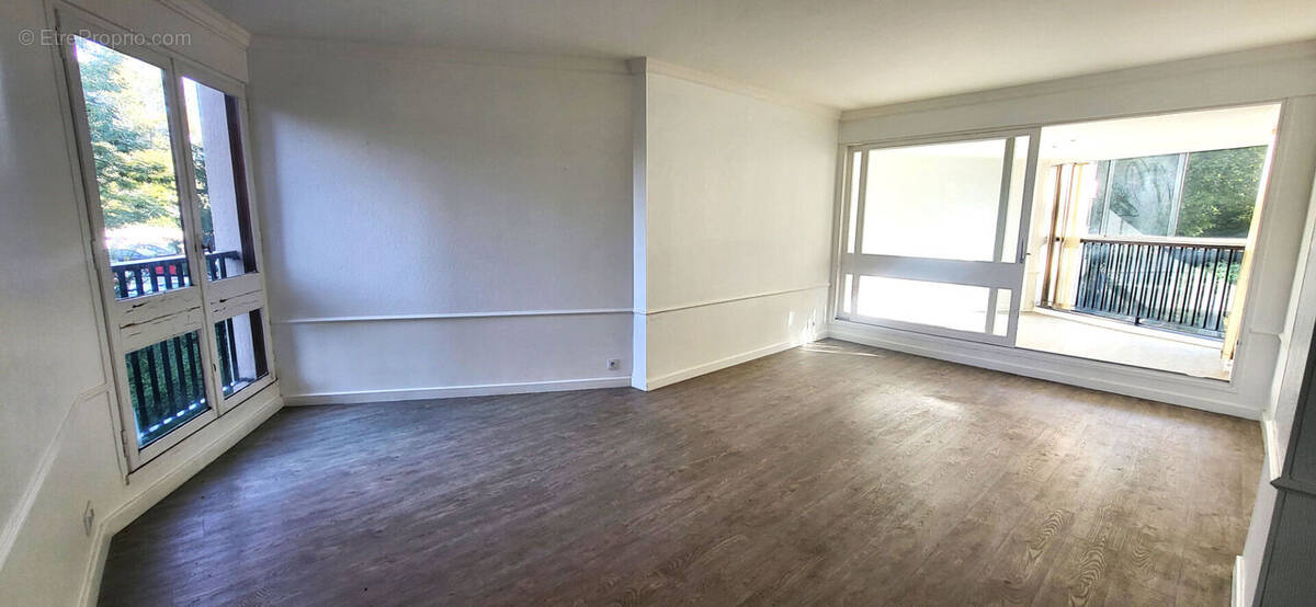 Appartement à LE CHESNAY