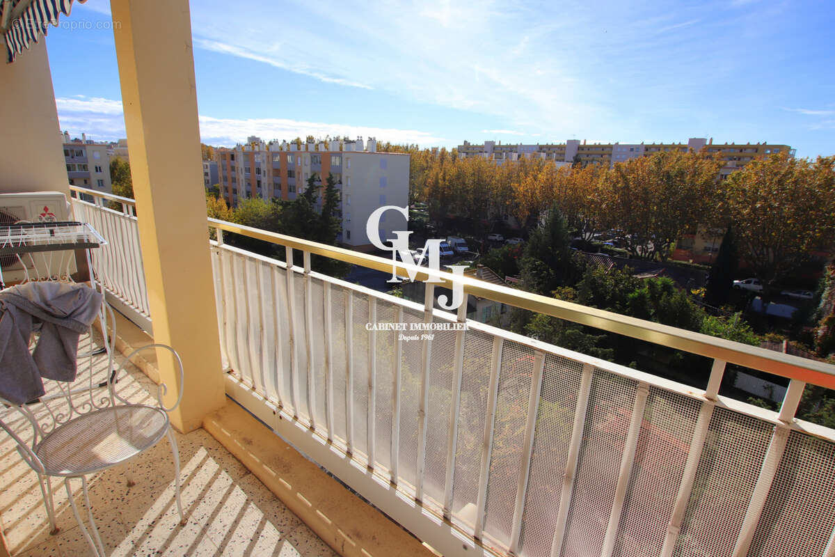 Appartement à FREJUS