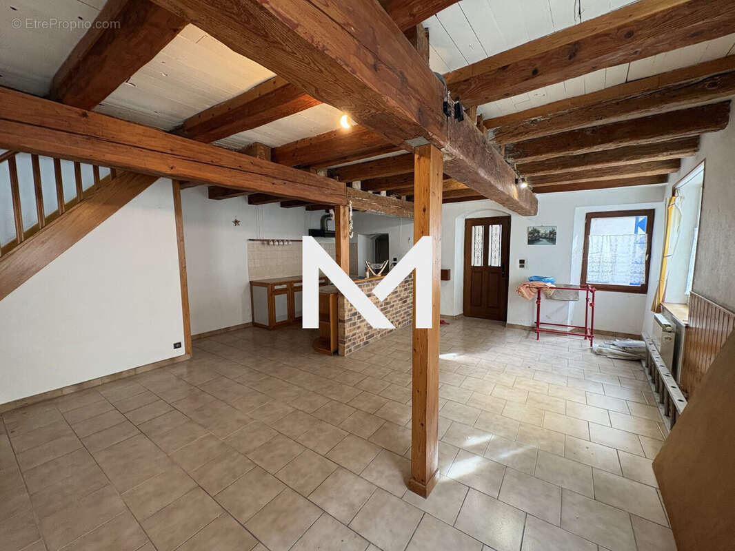 Maison à LA TRONCHE