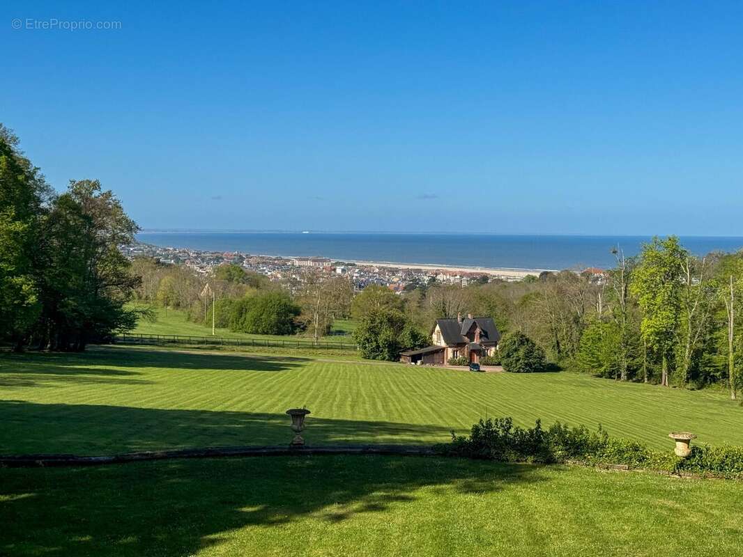 Autre à TROUVILLE-SUR-MER