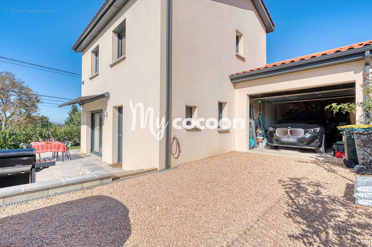 Maison à ALBIGNY-SUR-SAONE