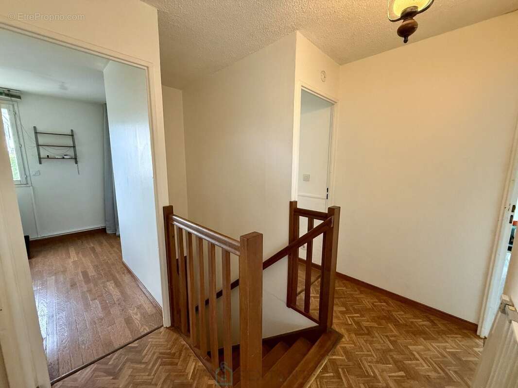 Maison à VILLERS-ECALLES