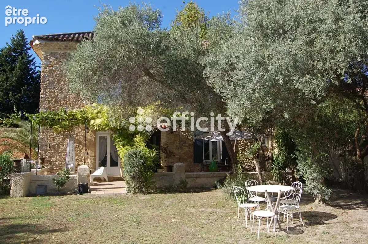 Maison 7 pièces 166 m² à vendre à Orange (84100) - photo 5