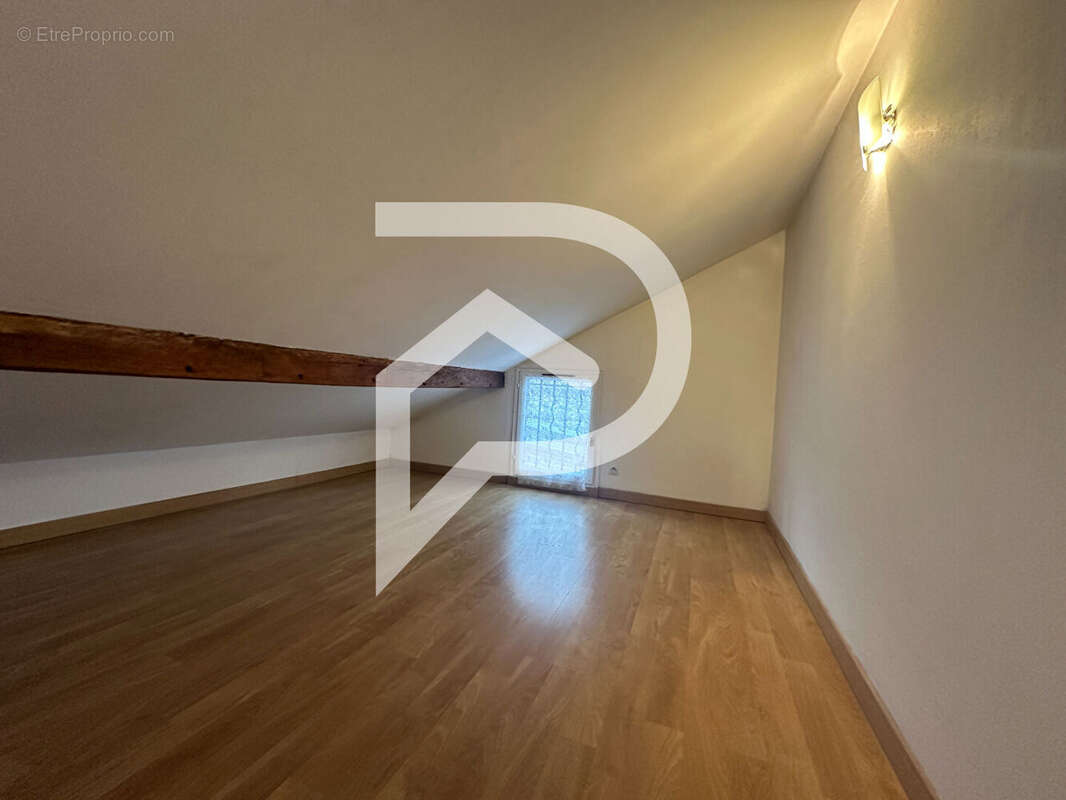 Appartement à GARANCIERES