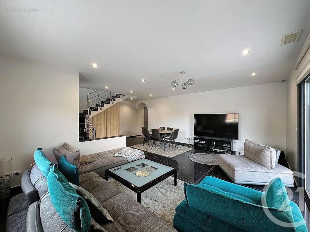 Photo 1 - Maison à SAINT-ANDRE-DE-SANGONIS